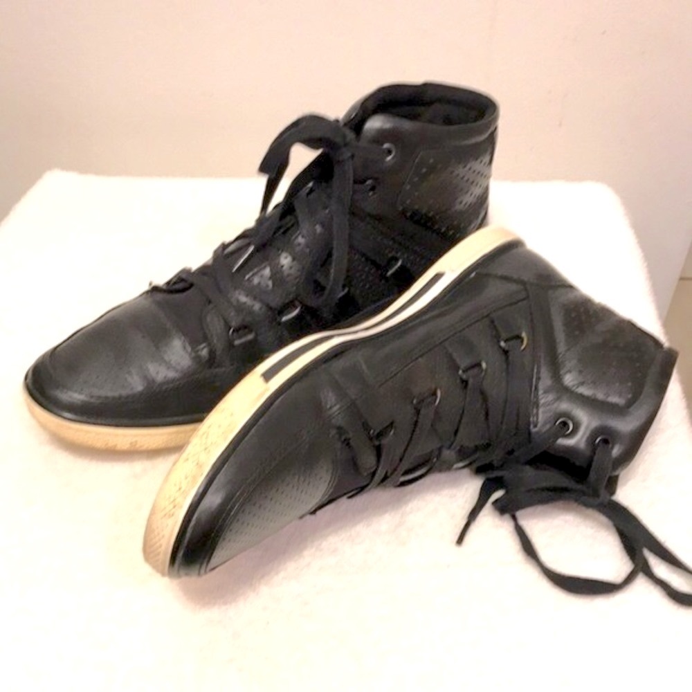 Men’s Kenneth Cole Good Throw perforated leather high tops sneaker shoes. Sz 8…